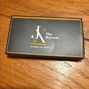 NIB JX The Bronzer in the shade capella star